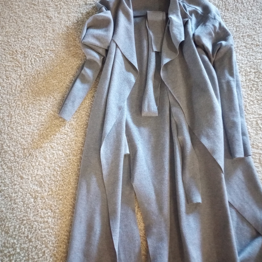Grey cardigan with belt